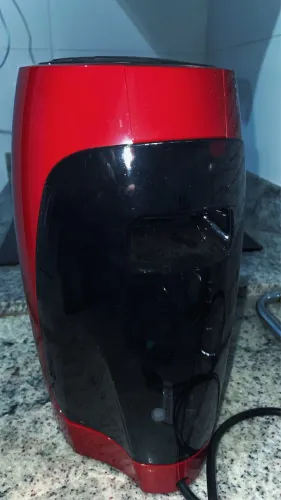 Cafeteira Três Corações ?