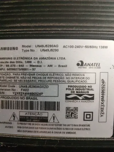 Vendendo uma tv Samsung 49 polegadas quebrada 