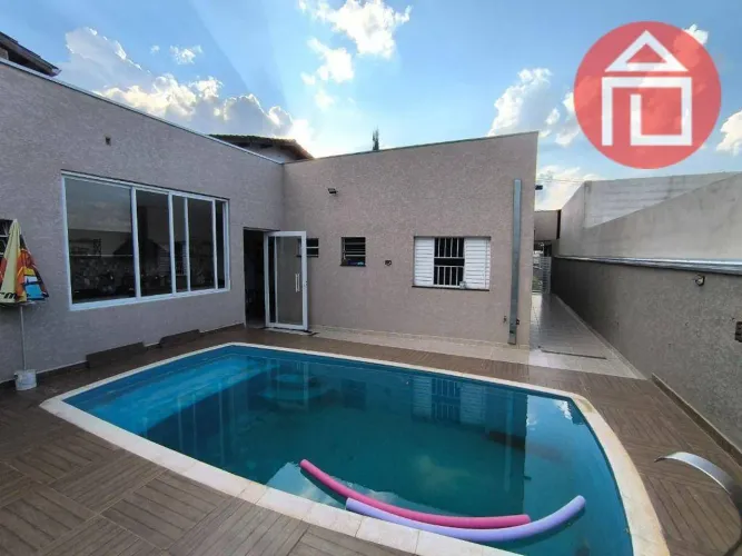 Casa com 3 dormitórios à venda, 180 m² por R$ 890.000,00 - Condomínio Portal da Serra - Br