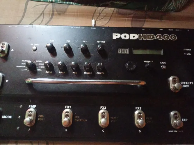 LINE 6 Pod HD 400, mini universe, mini efx e cube baby