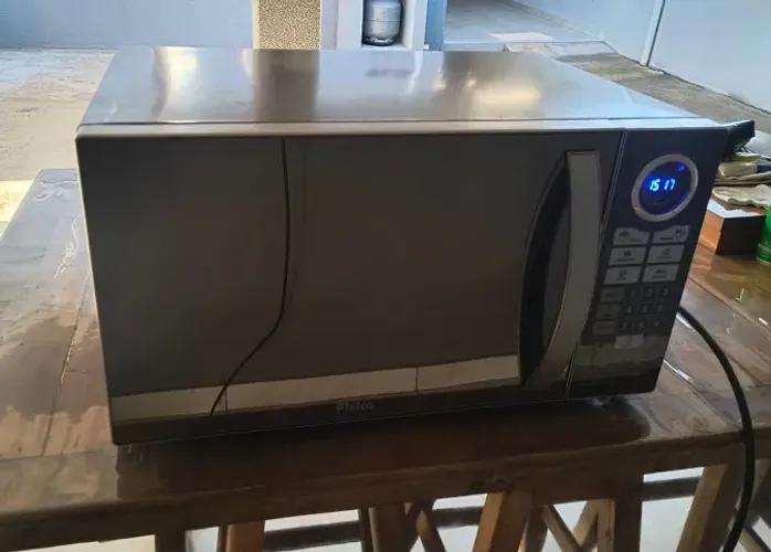 Forno Microondas Philco Espelhado 30 Litros