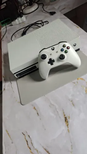 Vendo Xbox one-s
