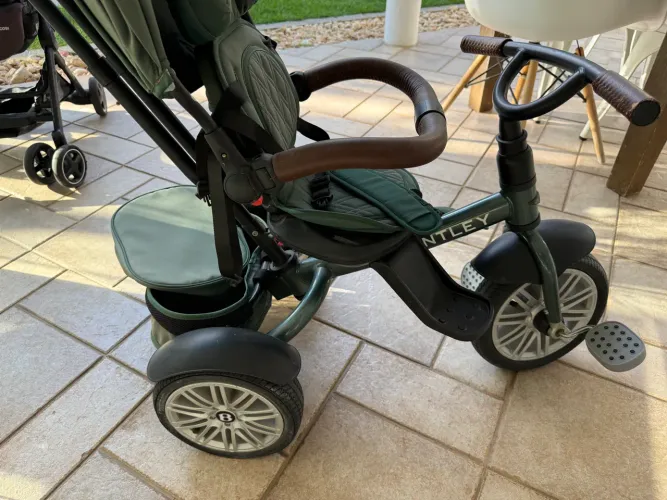 Carrinho de Bebê e Triciclo - Bentley