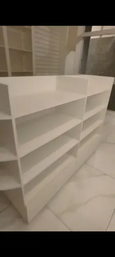 Gangorra de meio de loja