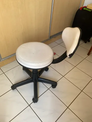Cadeira Giratória de Salão Pequena,para design de sobrancelha