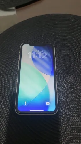 iphone 11 - 64gb