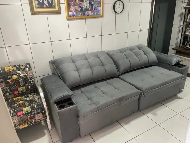 Sofá retrátil reclinável