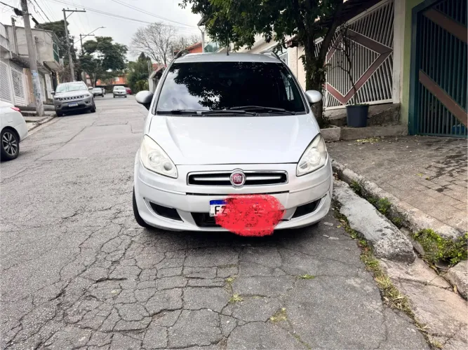 Fiat Idea Attractive 1.4 Fire Flex 8V 5P 2015