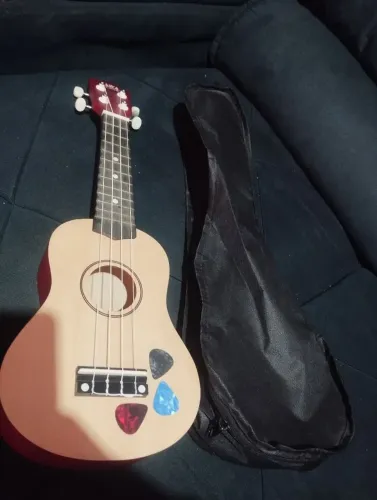 Violão - Ukulele com CAPA