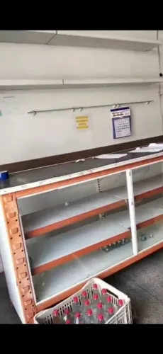 Vendo balcão com 3metros. Preço bom