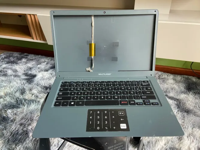Notebook Positivo e Notebook Multilaser Legacy cloud