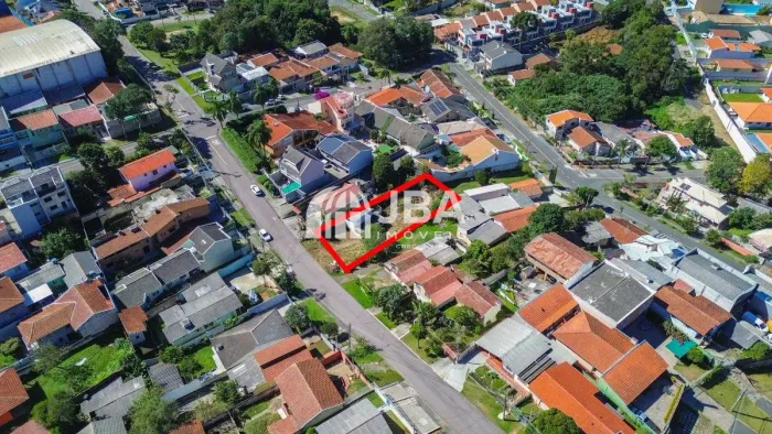 TERRENO IDEAL PARA CONDOMINIO 4 UNIDADES