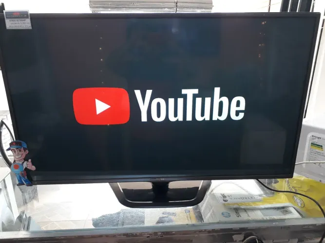 Vendo TV LG 39 polegadas smart completa com controle