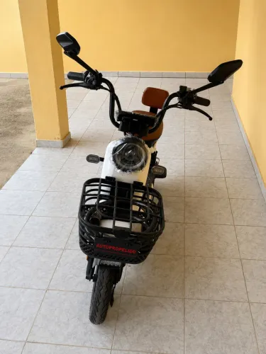 Scooter Elétrica Duos Bikes - NOVA! MENOS DE 20km RODADOS!