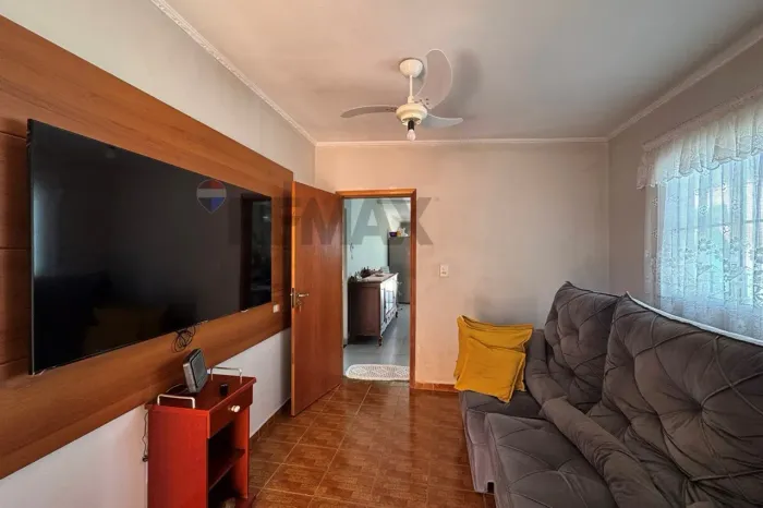 Excelente oportunidade - casa no Jardim Amizade!