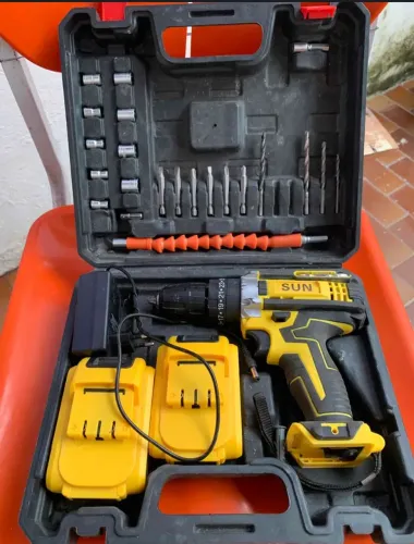 Vendo furadeira parafusadeira