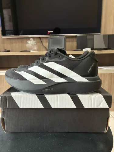 Tênis Adidas Adizero