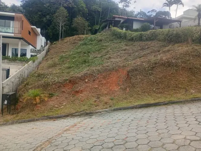 Terreno centro de Santo Amaro da Imperatriz