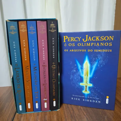 Box Livros Percy Jackson e os Olimpianos