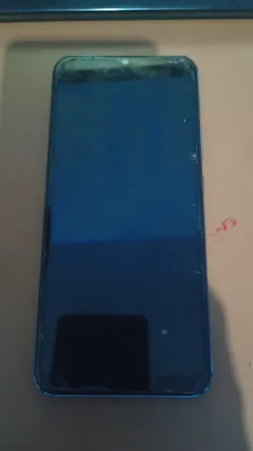 Realme C21, problema na fronta