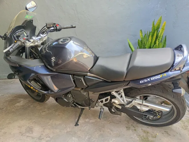 Suzuki gsx 1250 fa