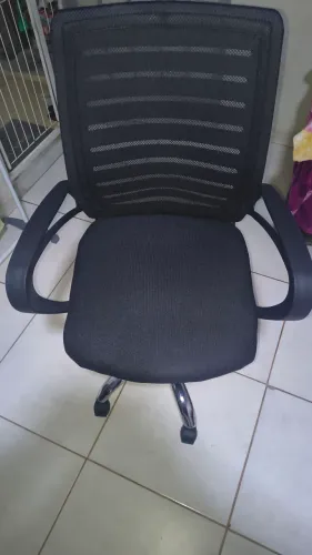 Cadeira de escritório 838 preta nova