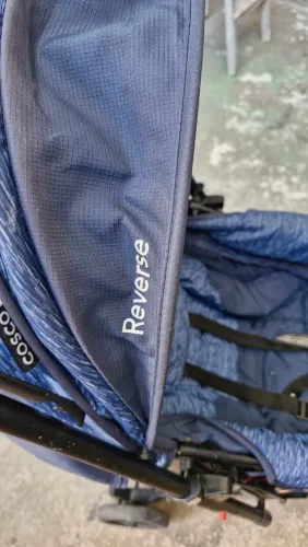 Carrinho bebe reversível