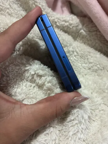 Samsung zflip7 512g