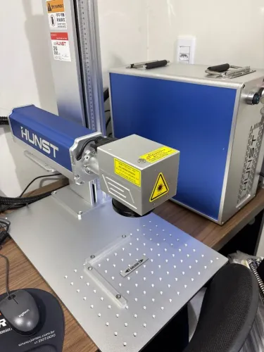 Maquina laser 50w fiber metais gravadora laser 50w corte e gravação em metais