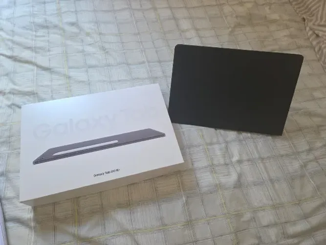 Samsung Tab S10 FE Plus