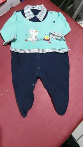 Roupas de bebê menino inverno e verão até 1 ano 5.00 qualquer peça em.otimo estado