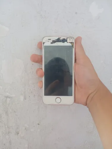iPhone 6 plus tela quebrada