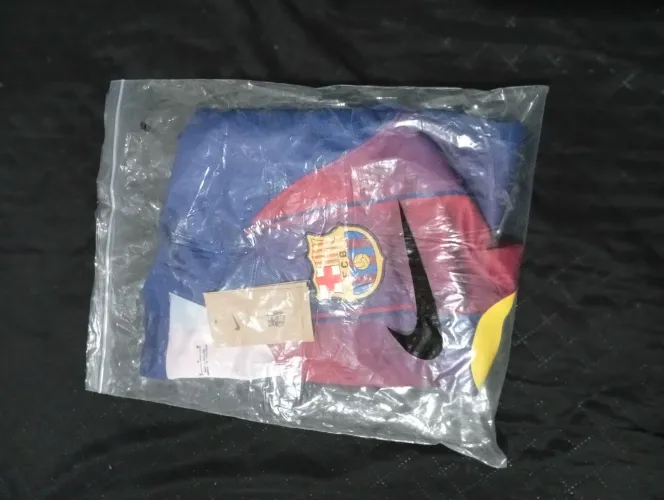Vendo camisas do Barcelona original com etiqueta