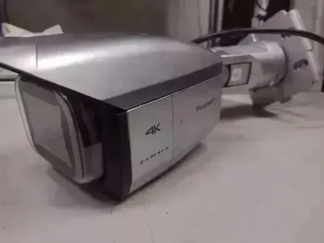 Camera IP Panasonic Antivandalismo Ipro 4k Wv-pb781l