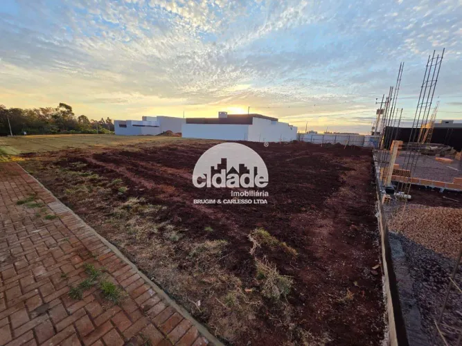 Terreno Residencial à venda em Cascavel/PR  Bairro Recanto Tropical (301 m²)