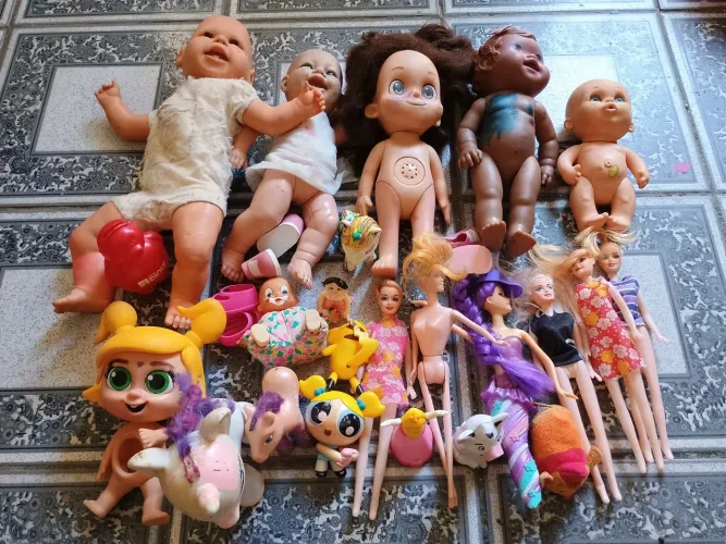 BAZAR DOS BRINQUEDOS - DICERSOS BRINQUEDOS USADOS 