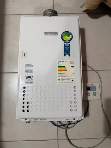 Aquecedor Bosch GWH720 GN Digital 