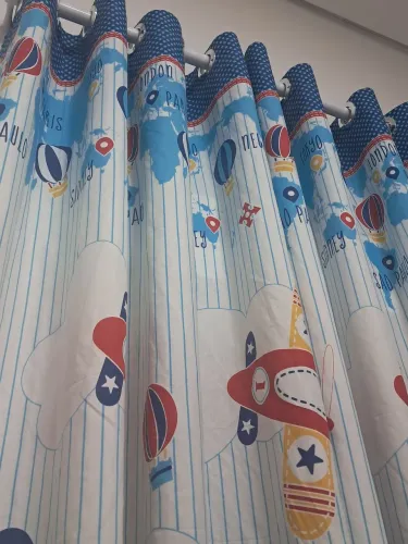 Cortina para quarto infantil ,decorativa ,nova.