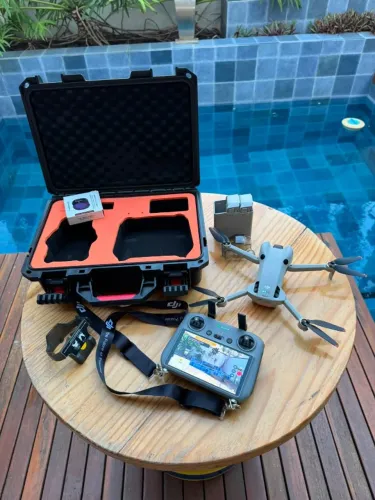 DJI Mini 4 Pro Fly More Combo