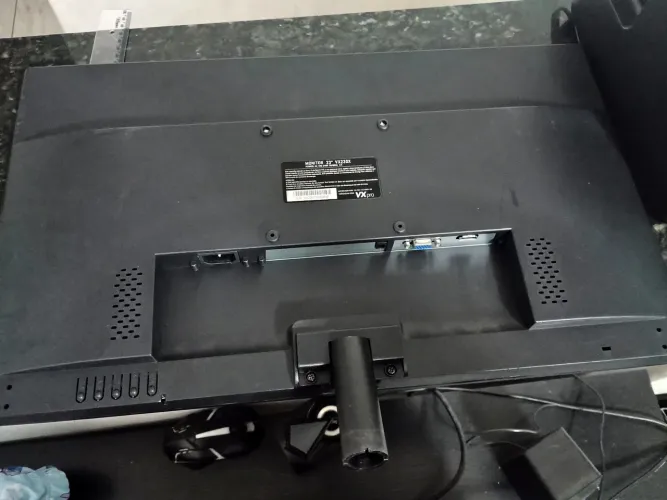 Monitor VX Pro 23? VX230X com tela quebrada - para peças/conserto
