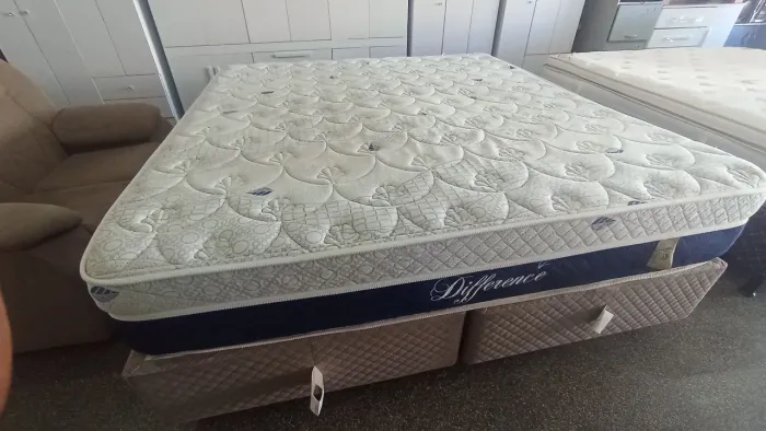 Cama box super king size Colchão ecoflex molas ensacandas bambú espuma D33 