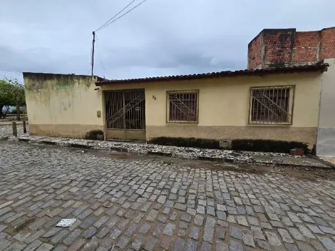 Oportunidade certa Casa no Centro, Senhor do Bonfim - BA, Nº 36, 3 quartos, 85,8m² | Vend