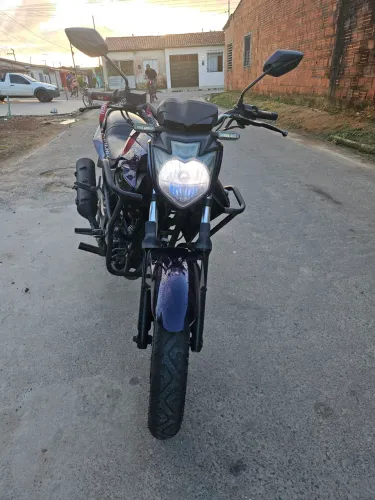Vendo ou troco FAZER semi nova por carro