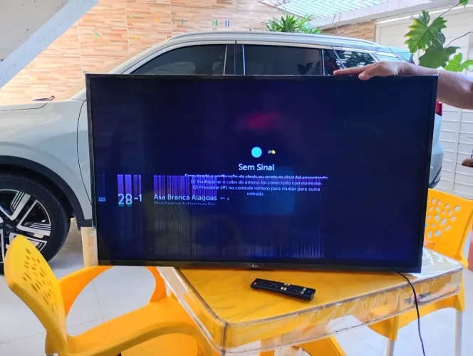 Tv LG para conserto/ou retirada de peças