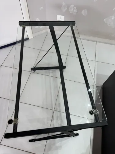 Mesa escrivaninha de vidro