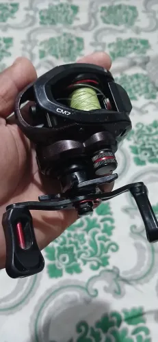 Vendo carretilha de pesca