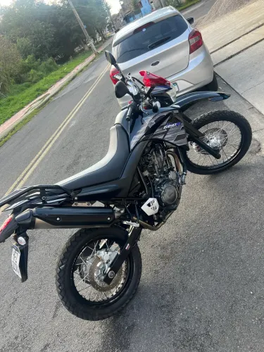 Vendo ou troco xt 660