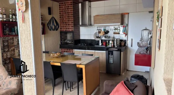 Casa em condominio- 3 quartos, 1 suíte, 180m², 3 vagas- Parque Veiga Jardim