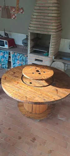 Mesa carretel