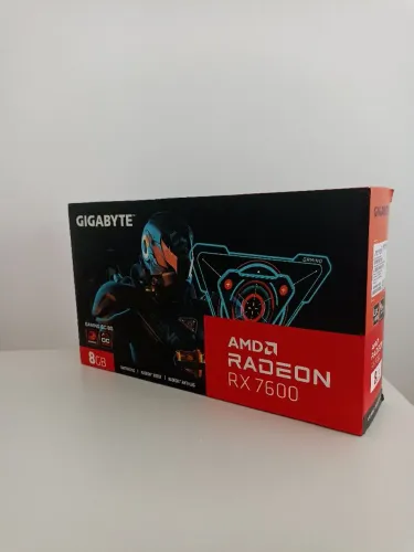 Placa de vídeo rx7600